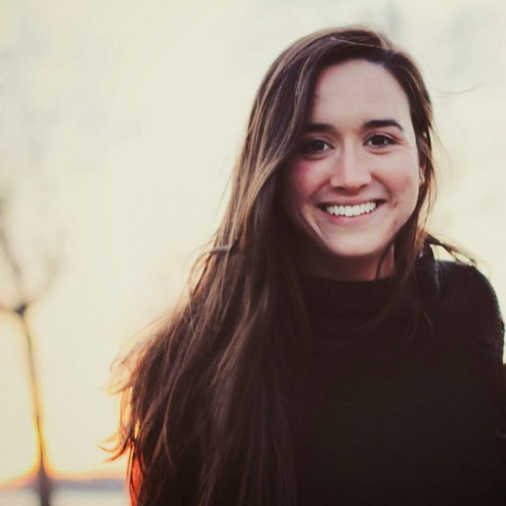 Meet your Posher, Caroline